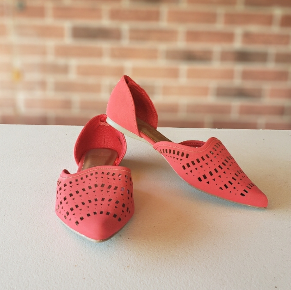 Women's Madden Girl Flats Size 7